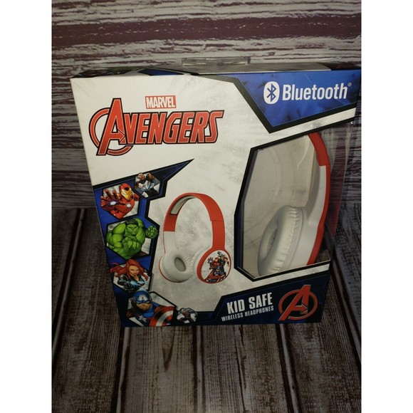 Avengers Headphones Kid Safe Volume Limiting Bluetooth Wireless - Picture 4 of 6
